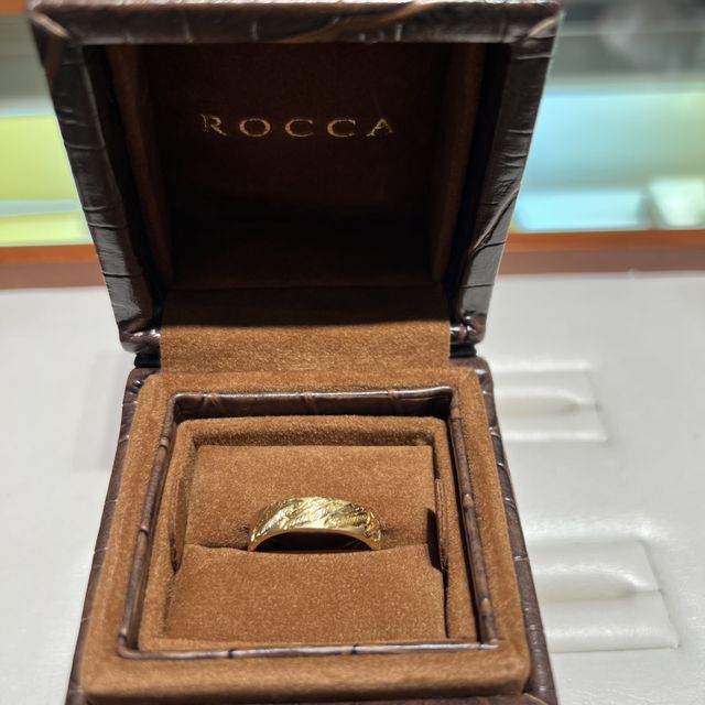 【ROCCA(ロッカ)の口コミ】 何店舗か回りましたが、ビビッとくるデザインがなかなかありませんでした…