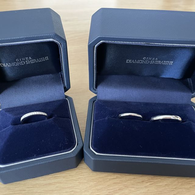 【銀座ダイヤモンドシライシの口コミ】 ずっとつけていられるエタニティーリングを婚約指輪として購入しました。
…