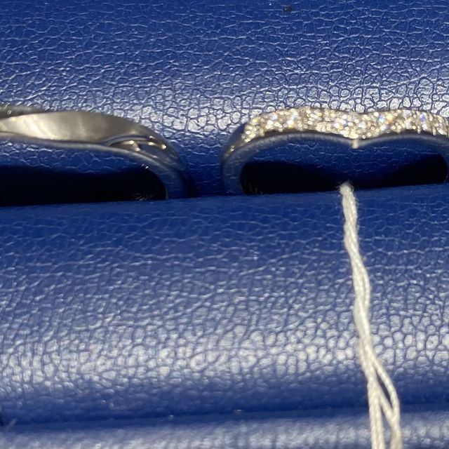 【銀座ダイヤモンドシライシの口コミ】 V字のハーフエタニティでキラキラ感がとても可愛かったです。また角が丸く…