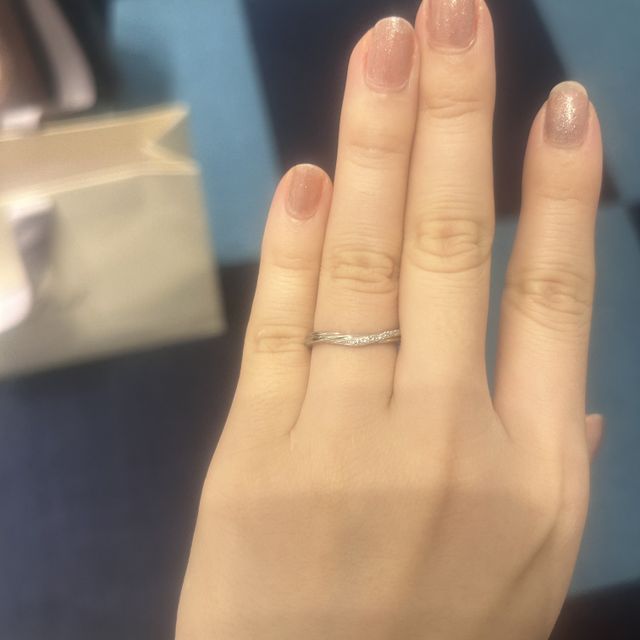 【銀座ダイヤモンドシライシの口コミ】 指輪のデザインは1番重視しました。他ブランド店に3店舗行き、自分がしっ…