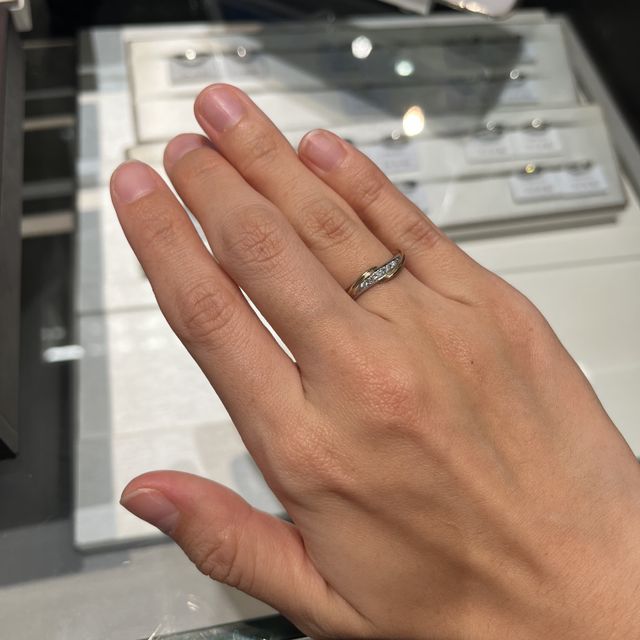 【アイプリモ(I-PRIMO)の口コミ】 デザインが他のブランドとは被らないところに惹かれました。また正面と左…