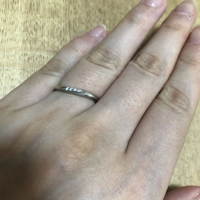【ケイウノ ブライダル(K.UNO BRIDAL)の口コミ】 形はウェーブと漠然と決めていましたが、イメージ通りのデザインがあって2…