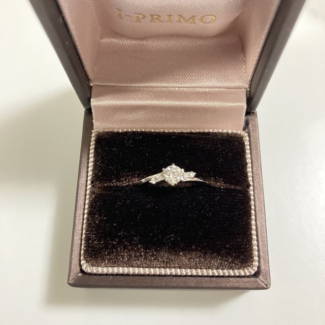 【アイプリモ(I-PRIMO)の口コミ】 デザインも良かったですが、ダイヤのカラット数も小数単位まで指定ができ…