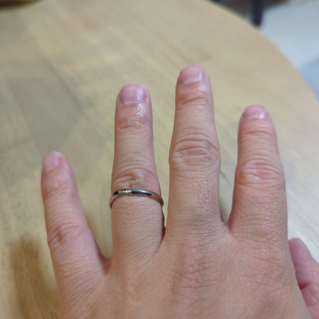 【銀座ダイヤモンドシライシの口コミ】 シンプルで長く使える物を選びました。
アフターサービスもしっかりしてお…