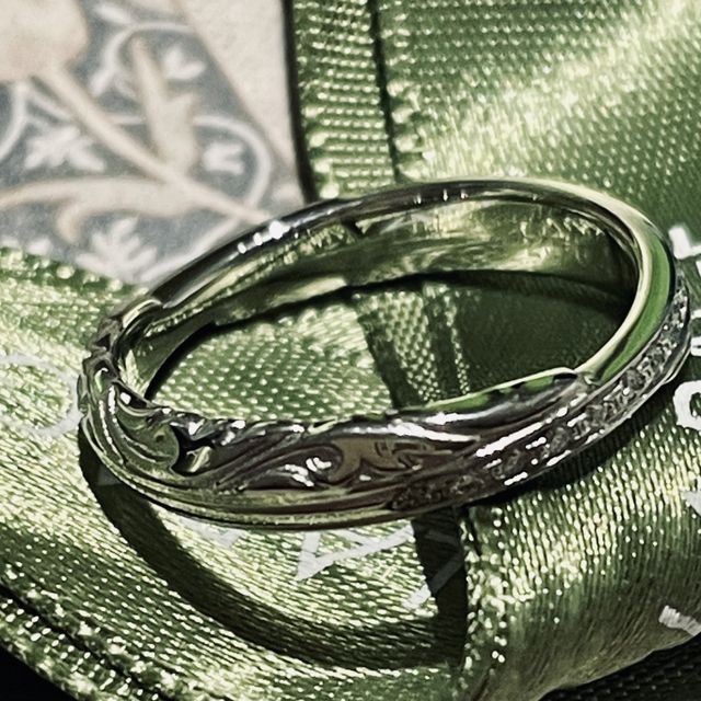 【LAPAGE(ラパージュ)の口コミ】 指輪のデザインに一目惚れしました。細身のリングが好みで他のブランドも…