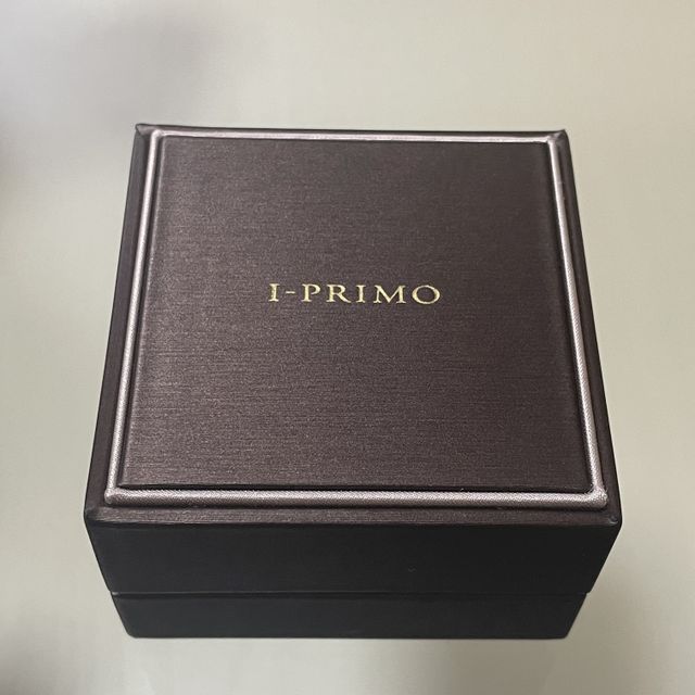 【アイプリモ(I-PRIMO)の口コミ】 シンプルすぎないものを探していましたが、女性らしい控えめなデザインで…