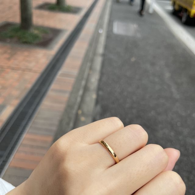 【ヴァンドーム青山(VENDOME AOYAMA)の口コミ】 とにかくシンプルで石なし　鏡面を希望して探しました
色んなジュエリーシ…