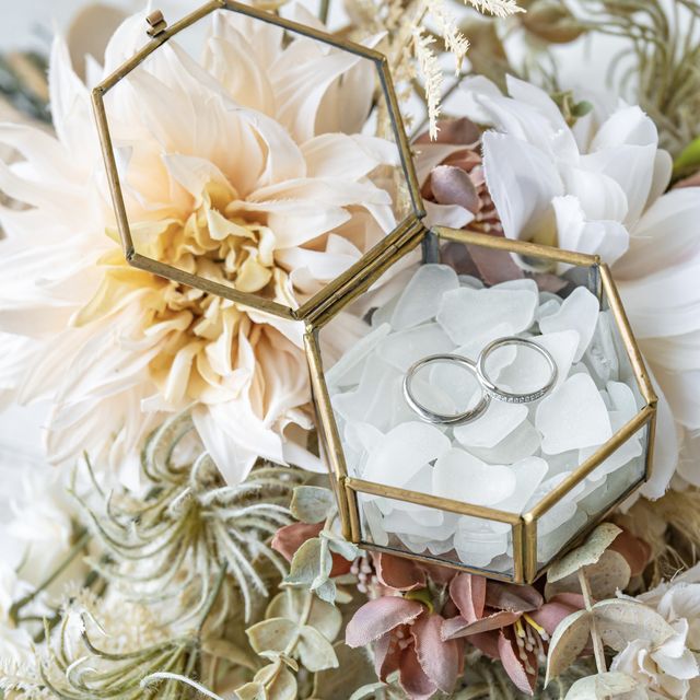 【エクセルコダイヤモンド(EXELCO DIAMOND)の口コミ】 ・ここのブランドは、メンズも様々なデザインがあって、主人も指輪を選ぶ…