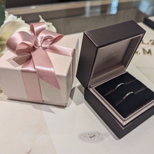 【アイプリモ(I-PRIMO)の口コミ】 シンプルで大人っぽい物を探していた所、アイプリモのケイローンを見つけ…