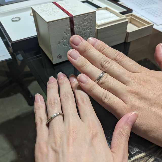 【杢目金屋(もくめがねや)の口コミ】 木目模様のあるデザインが個性的で、人と違ったデザインにできると思い、…