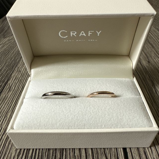 【CRAFY(クラフィ)の口コミ】 パートナーと手作りで結婚指輪を作成したいと考えて今回依頼しました。
口…