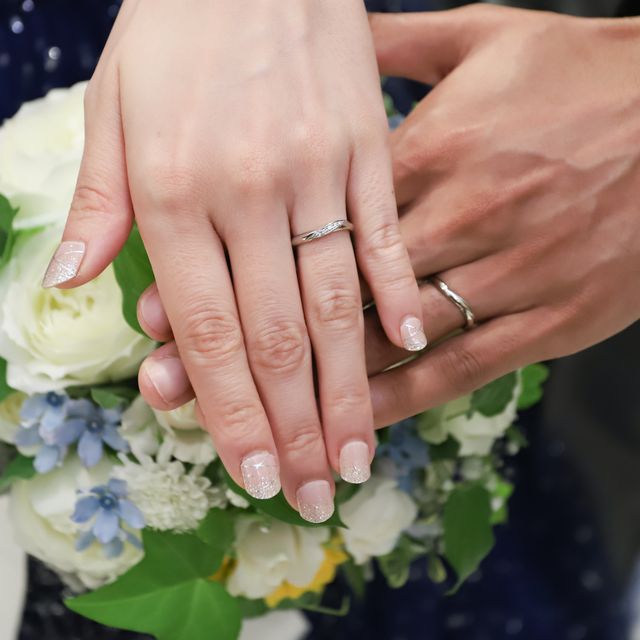 【アイプリモ(I-PRIMO)の口コミ】 斜めに複数のダイヤが並ぶデザインが好みだったこと、付け心地がとても良…