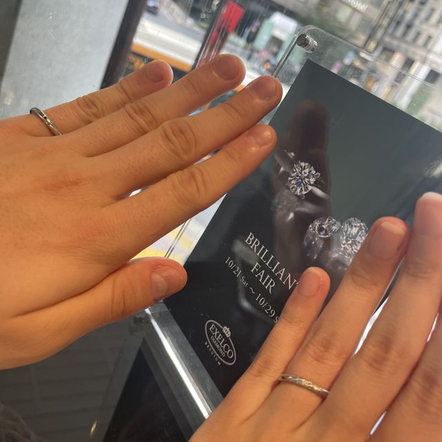 【エクセルコダイヤモンド(EXELCO DIAMOND)の口コミ】 ブライダル指輪専門店なので、デザインが豊富にありました。ミル打ちのデ…
