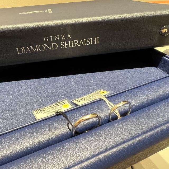 【銀座ダイヤモンドシライシの口コミ】 あまり明確なイメージはない状態で行ったけど、
いろんな種類をみせて頂く…