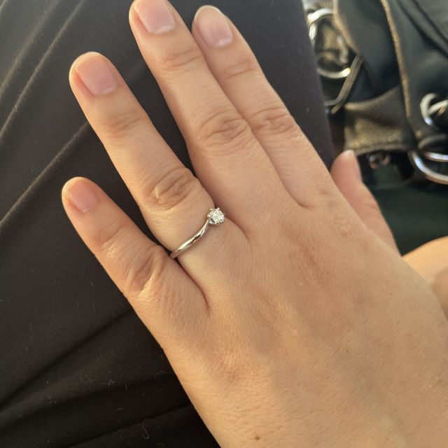 【アイプリモ(I-PRIMO)の口コミ】 シンプルかつ少し凝ったデザインを希望しました。スタッフの方と相談の結…