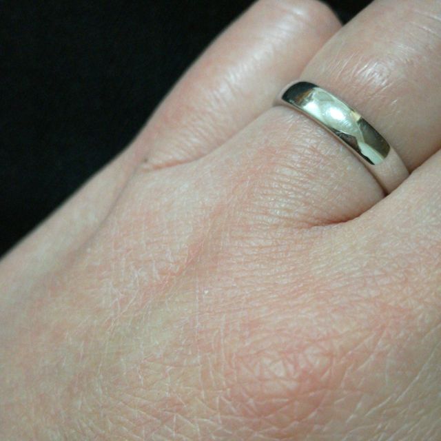 【【閉業】フラー・ジャコー(FURRER-JACOT)の口コミ】 はじめは他に欲しい指輪がありましたが、お店で色々な指輪を見ていて、ス…