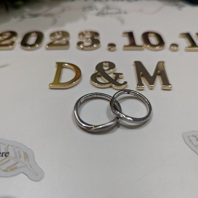 【アイプリモ(I-PRIMO)の口コミ】 指輪のデザインで決めました。男性のデザインが部分的につや消しのタイプ…