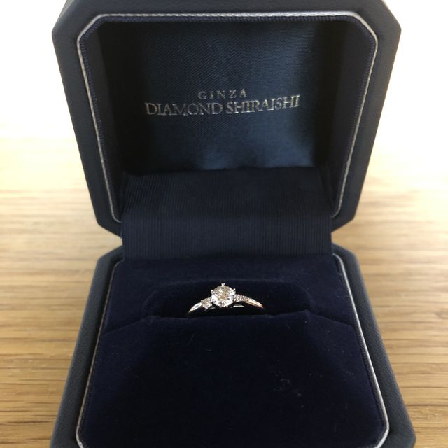 【銀座ダイヤモンドシライシの口コミ】 デザインで決めました。ダイヤモンドシライシさんは様々な種類がたくさん…