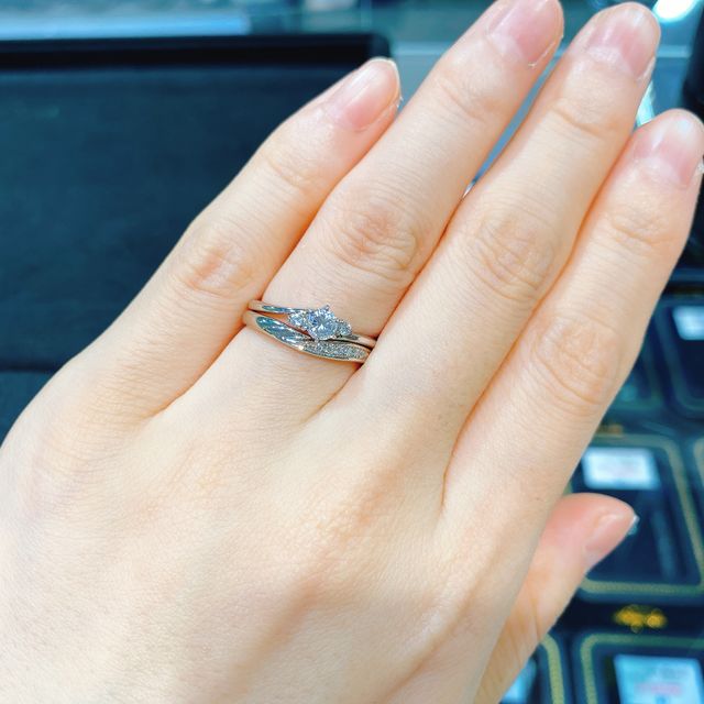 【GALA JEWELRY(ガラジュエリー)の口コミ】 気に入ったデザインの指輪があったことと、品質の高いダイヤモンドがお手…