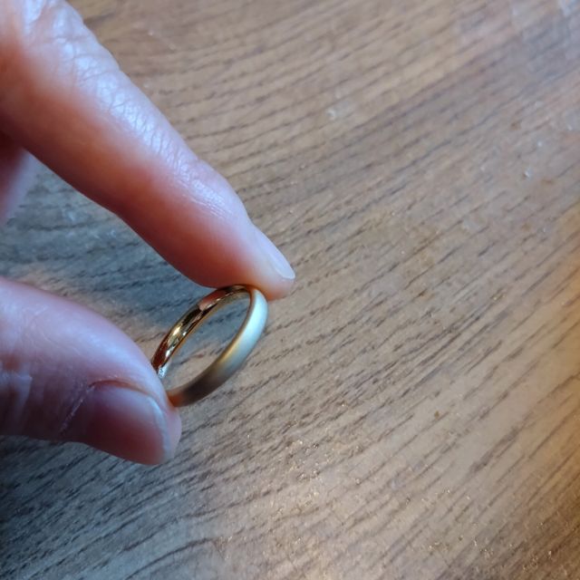 【NIESSING(ニーシング)の口コミ】 セミオーダーなところ、選択肢がとても多く、内側の加工面もつけ心地が選…