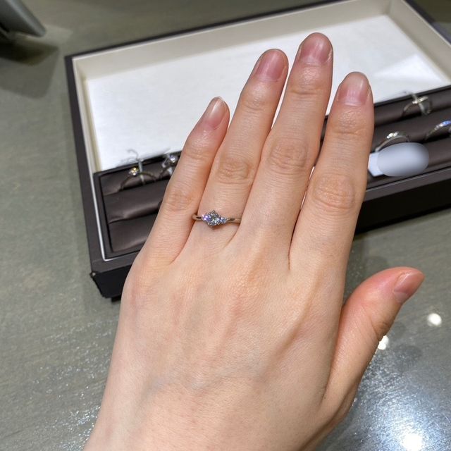 【アイプリモ(I-PRIMO)の口コミ】 繊細な作りで、デザインも女性らしくかわいらしく、自分好みのデザインで…