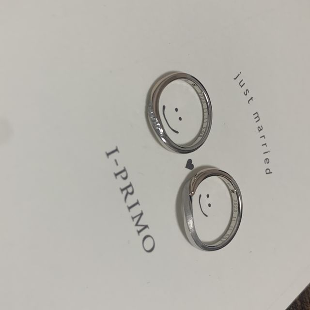 【アイプリモ(I-PRIMO)の口コミ】 デザインが手に馴染んだものを選びました。
幸いなことに新郎新婦共にウェ…