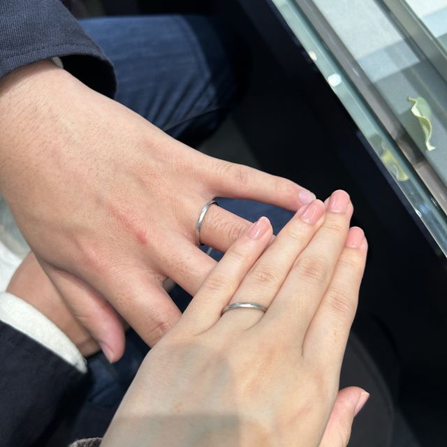 【アイプリモ(I-PRIMO)の口コミ】 ふたりとも普段アクセサリーをつけないので着け心地が良いものであること…