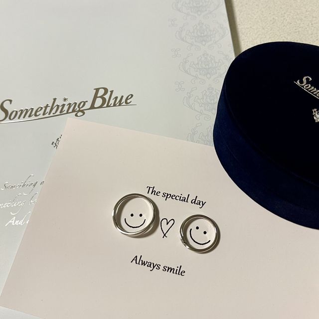 【Something Blue(サムシングブルー)の口コミ】 ダイヤモンドのカット面にこだわった商品で、専用スコープで見ると8本のキ…