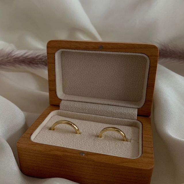 【atelier ST, CAT(アトリエ エスティーキャット)の口コミ】 ブランドのコンセプトが良かったことがきっかけで、豊富なデザインからセ…