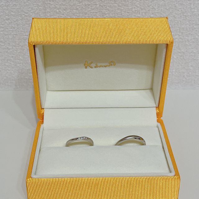 【ケイウノ ブライダル(K.UNO BRIDAL)の口コミ】 婚約指輪もケイウノで購入したので、重ね付けする点から、同じケイウノで…