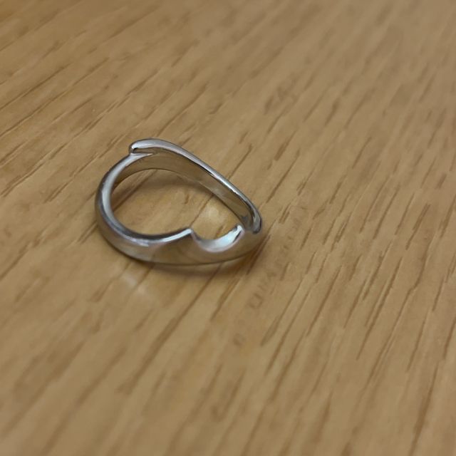 【BIJOUPIKO(ビジュピコ)の口コミ】 婚約指輪のフルオーダーをお願いしたお店で、いろいろ話を聞くうちに、結…