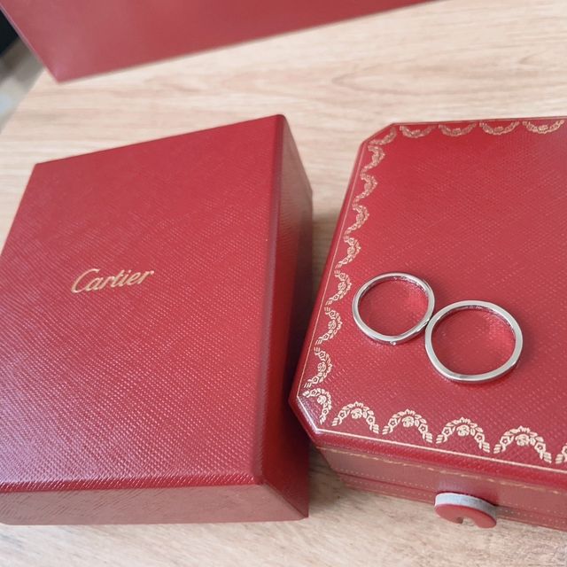 【カルティエ(Cartier)の口コミ】 昔から結婚指輪は赤いボックスに入っているカルティエの指輪柄憧れでした…