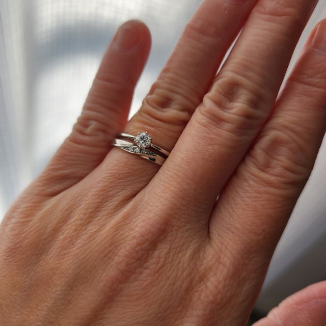 【銀座ダイヤモンドシライシの口コミ】 プロポーズにリングを！！と考えたけど、サイズを知らない主人が、ネット…