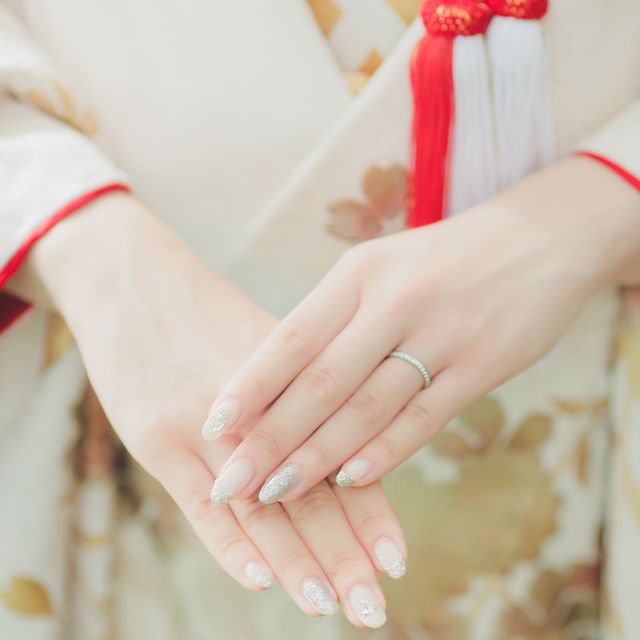 【銀座ダイヤモンドシライシの口コミ】 冠婚葬祭どの場面でも使用できるデザインとなっています。
一方だとシンプ…