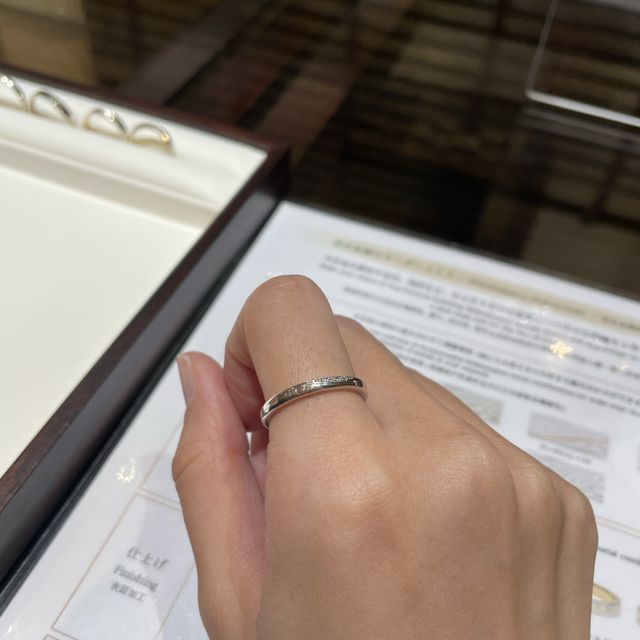 【杢目金屋(もくめがねや)の口コミ】 主人の先輩がここで買ったそうでおススメされたみたいで試着をしに行きま…