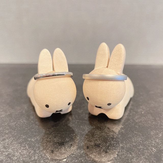 【銀座ダイヤモンドシライシの口コミ】 指輪のデザインがシンプルでどの年齢になっても使いやすそうだなと思って…