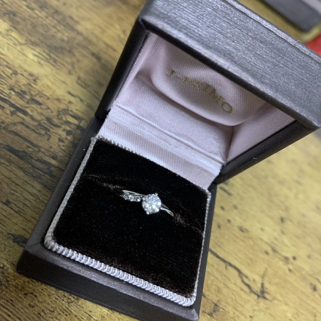 【アイプリモ(I-PRIMO)の口コミ】 ウェーブ型で、水かきが深いタイプの指の方は、指が長く綺麗に見えるデザ…