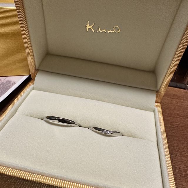 【ケイウノ ブライダル(K.UNO BRIDAL)の口コミ】 とにかくつけ心地がよいです！
結婚指輪はたくさん試着させていただいた中…