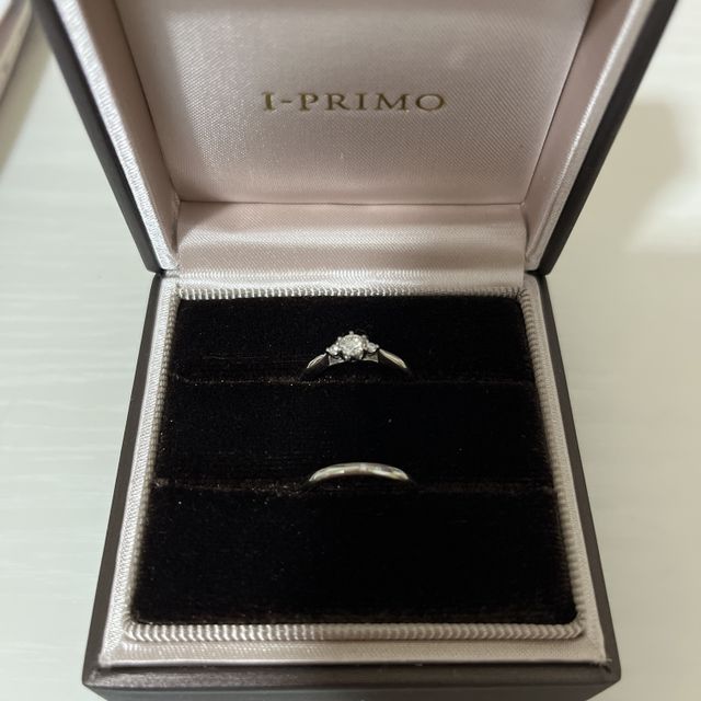 【アイプリモ(I-PRIMO)の口コミ】 シンプルで王道なデザインが気に入りました。重ね付けで普段使いできるデ…
