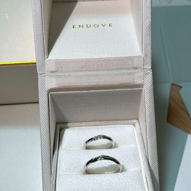 【ENUOVE(イノーヴェ)の口コミ】 付け心地がとてもいいです。
デザインが可愛いです。ダイヤモンドの輝きが…