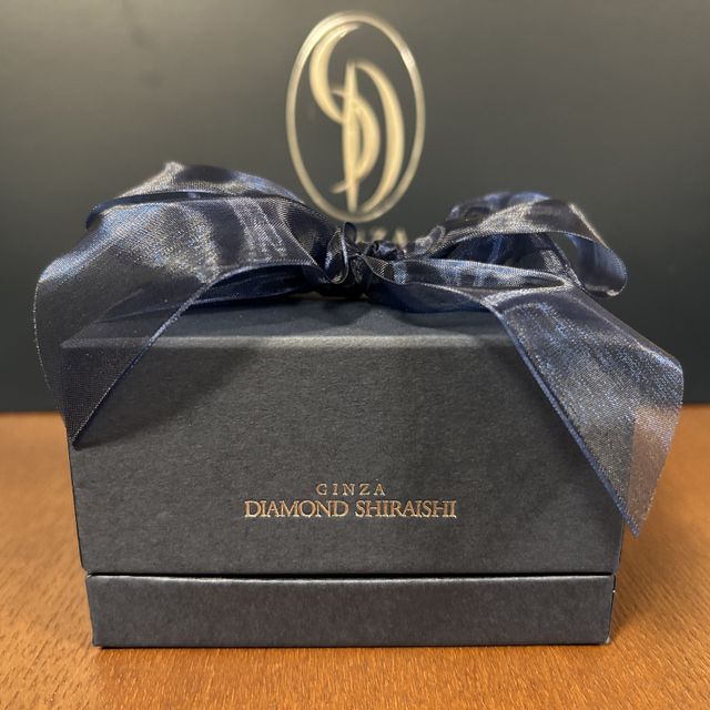 【銀座ダイヤモンドシライシの口コミ】 とても感じの良いお店・スタッフでした。種類・デザインが多く選ぶのに悩…