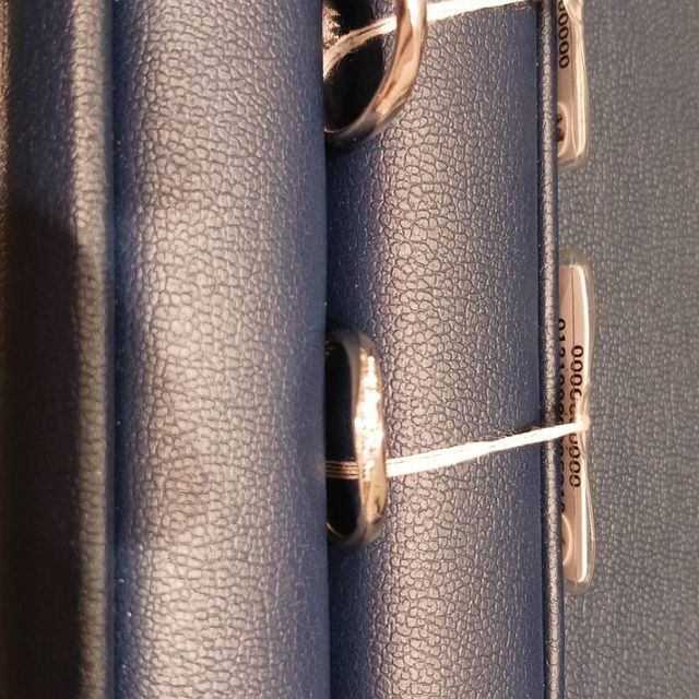 【銀座ダイヤモンドシライシの口コミ】 一人一人の指のサイズ、形に合ったものを店員さんが丁寧に選んで持ってき…