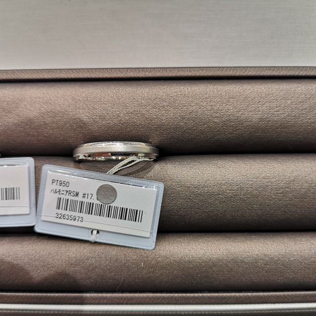 【アイプリモ(I-PRIMO)の口コミ】 結婚指輪ということで、夫婦で同じデザインを選ぶのかと思っていたが、そ…