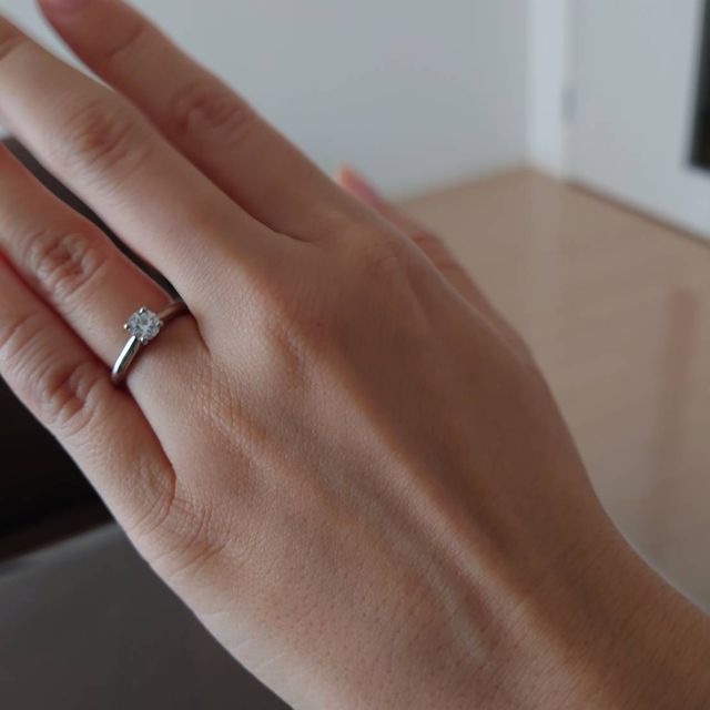 【カルティエ(Cartier)の口コミ】 飽きのこないシンプルなデザインで、長年の歴史から洗練された雰囲気を感…