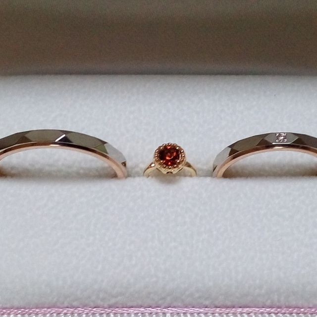 【Honey Bride(ハニーブライド)の口コミ】 なかなか決まらなかったマリッジリング。お互い気になるデザインが見る度…