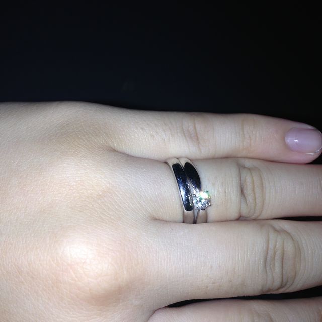 【ティファニー(Tiffany & Co.)の口コミ】 シンプルだけども、輝きが違う気がするので。シンプル可愛く、マリッジリ…