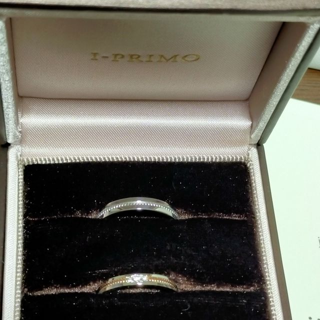 【アイプリモ(I-PRIMO)の口コミ】 ハートの刻印がされているデザインがかわいいです。
ピンクゴールド？と2…