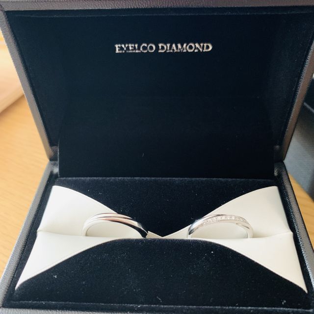 【エクセルコダイヤモンド(EXELCO DIAMOND)の口コミ】 指輪のデザインがとても気に入り、ダイヤモンドも品質がいいものを使って…