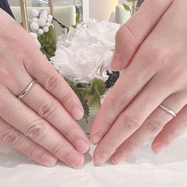 【CAFERING(カフェリング)の口コミ】 毎日着ける指輪なので、着け心地や着けた際のデザインを重視しました。特…