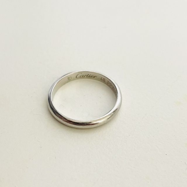 【カルティエ(Cartier)の口コミ】 ファッション用のカジュアルな指輪も付けたかったので、結婚指輪は極力シ…
